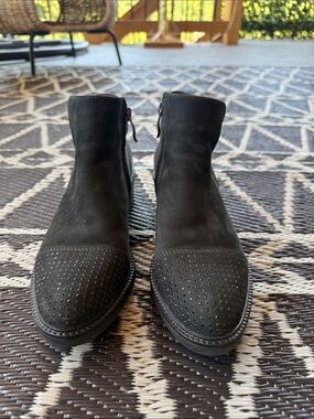 Ara | Leather / Suede Ankle Boots with Sequin Toe Detail